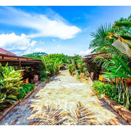 African Tribe Hotel Kampala Zewnętrze zdjęcie