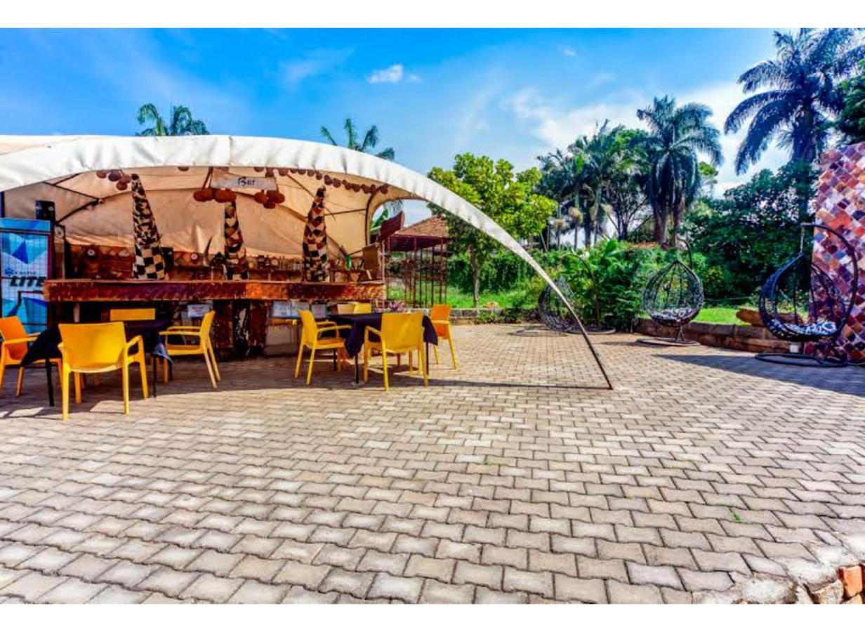 African Tribe Hotel Kampala Zewnętrze zdjęcie
